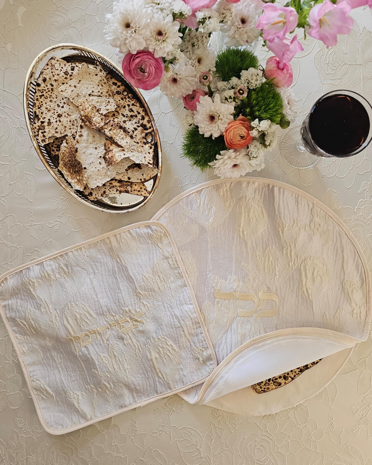 White Tulip matzah cover and afikoman bag set in brocade jacquard | MitzvahArt