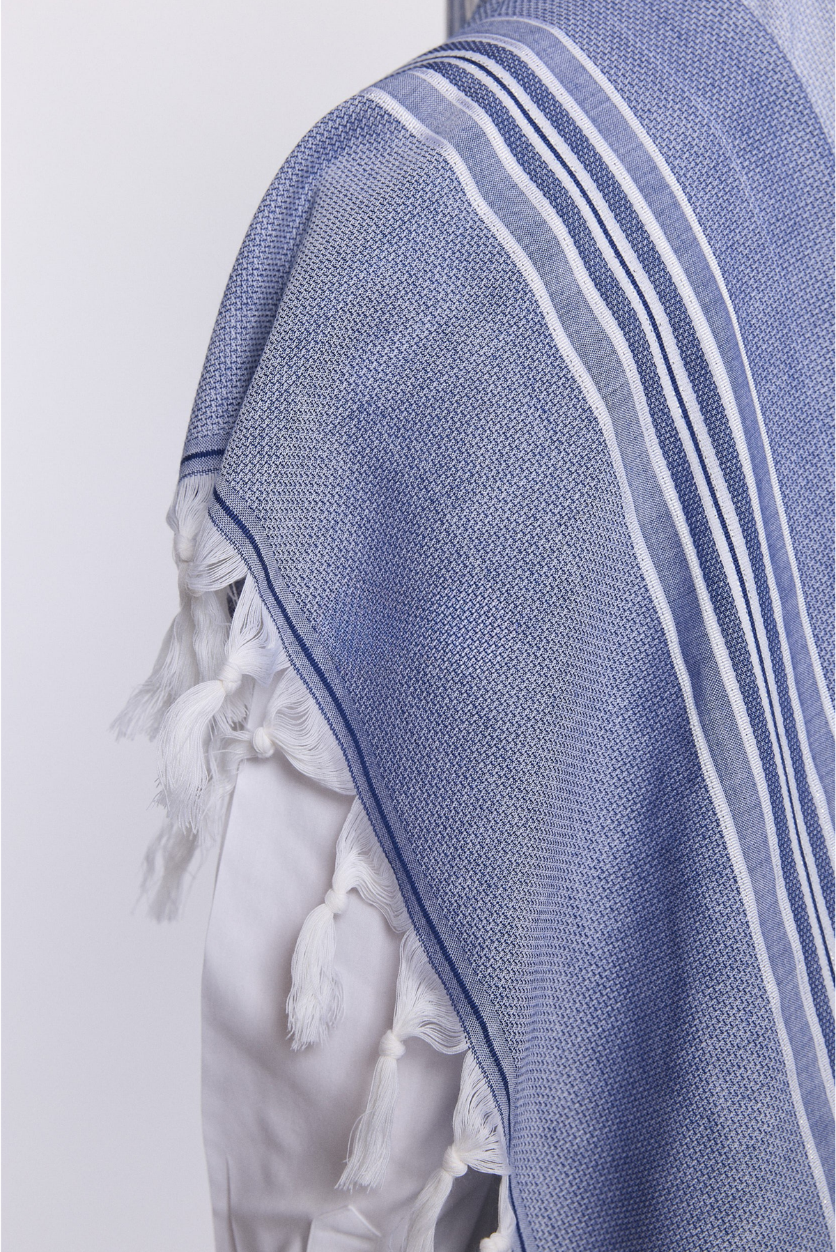 Shir Tallis - Blue