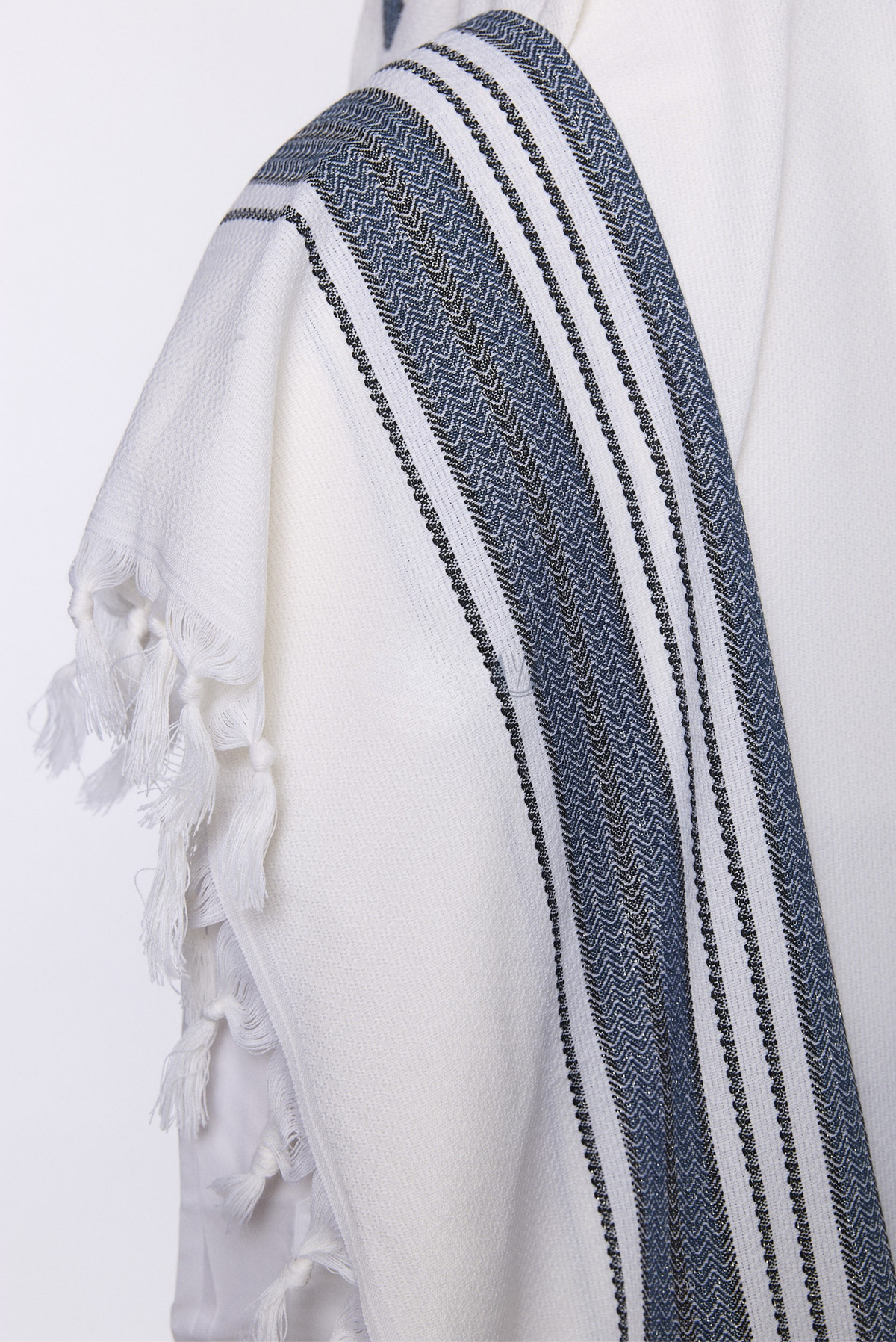 Halleluyah Tallis - Blue Silver
