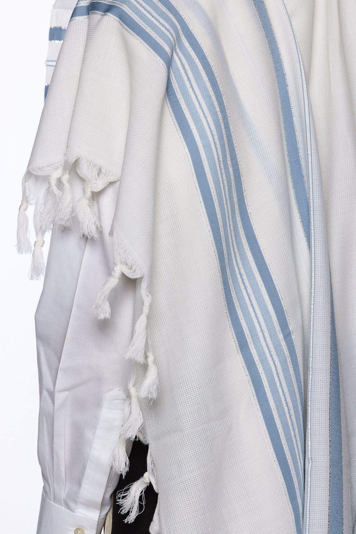 Mofet "Lamenatzeach" Wool Tallit β Classic Edition