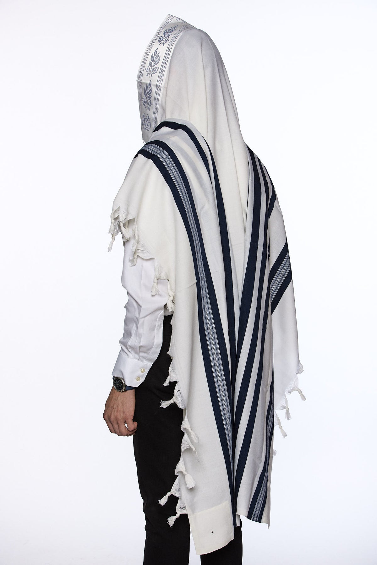 Mofet Yishtabach wool tallit, textured anti-slip weave | MitzvahArt