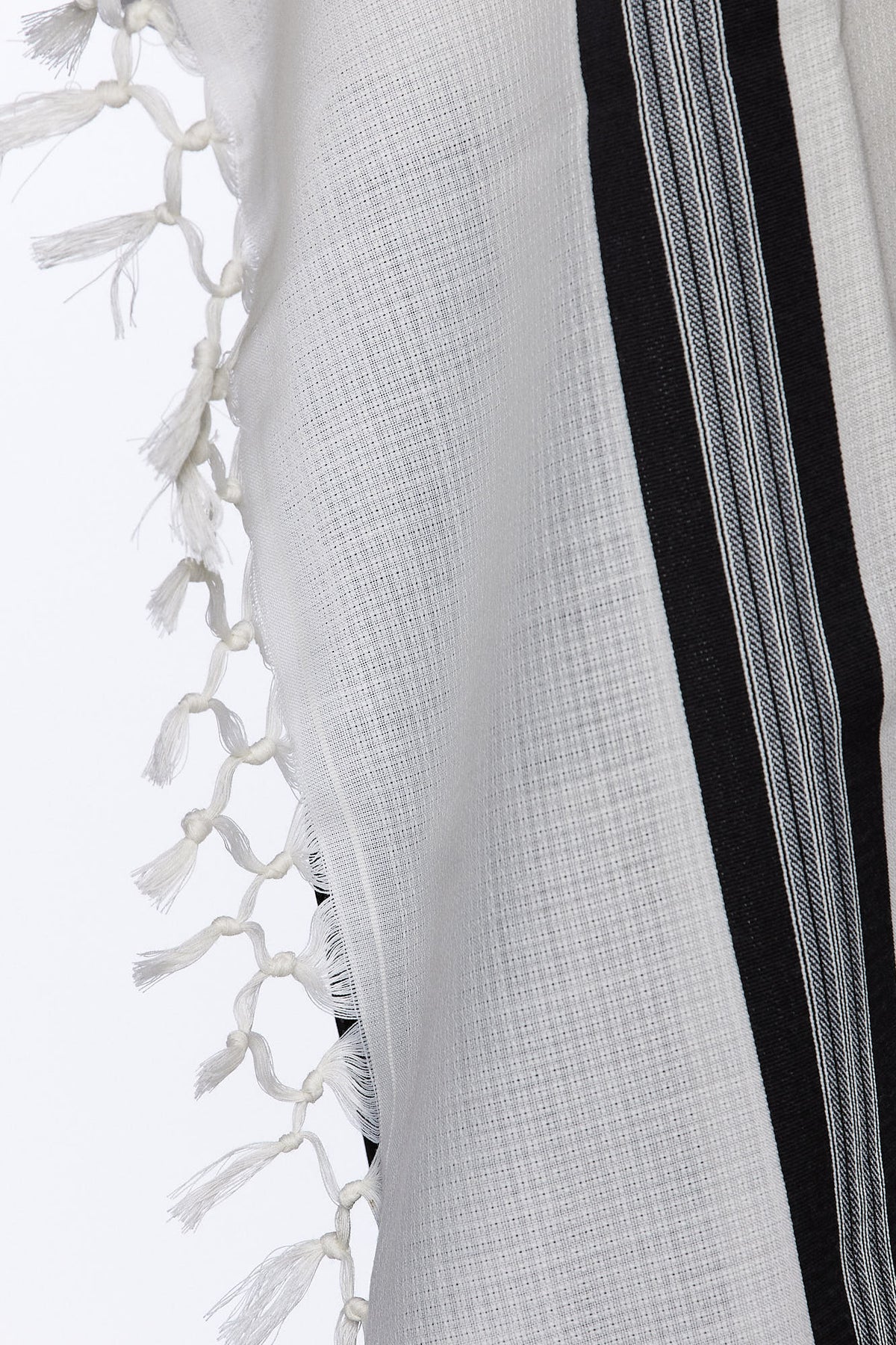 Musaf premium handwoven tallit, folded | MitzvahArt