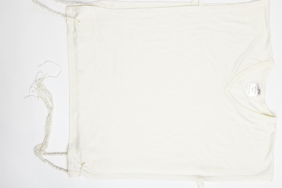 Wool tallit katan, close view of the lamb's wool weave | MitzvahArt