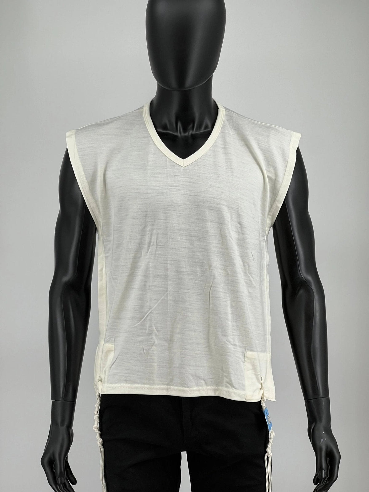 Wool V-Neck Tzitzit T-Shirt Hand-spun - Mitzvah Art (5)