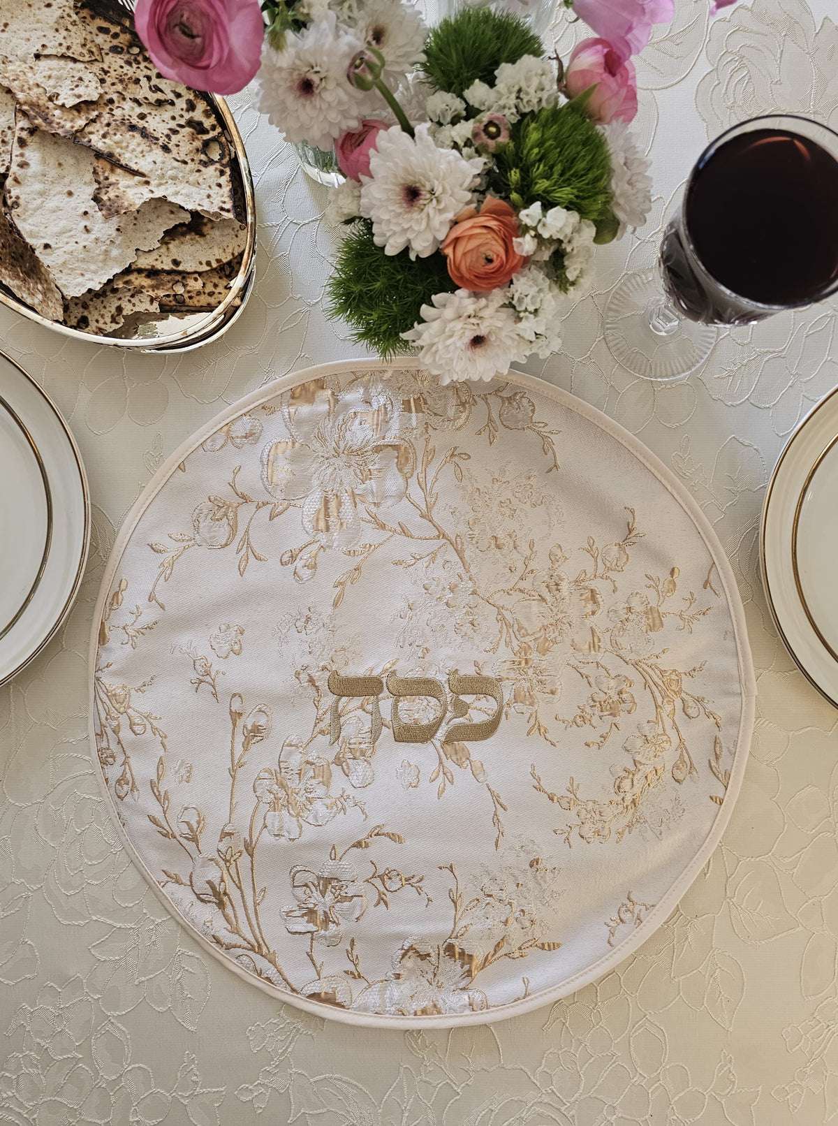 Rosed Bloom matzah cover, 43cm, with three inner layers | MitzvahArt