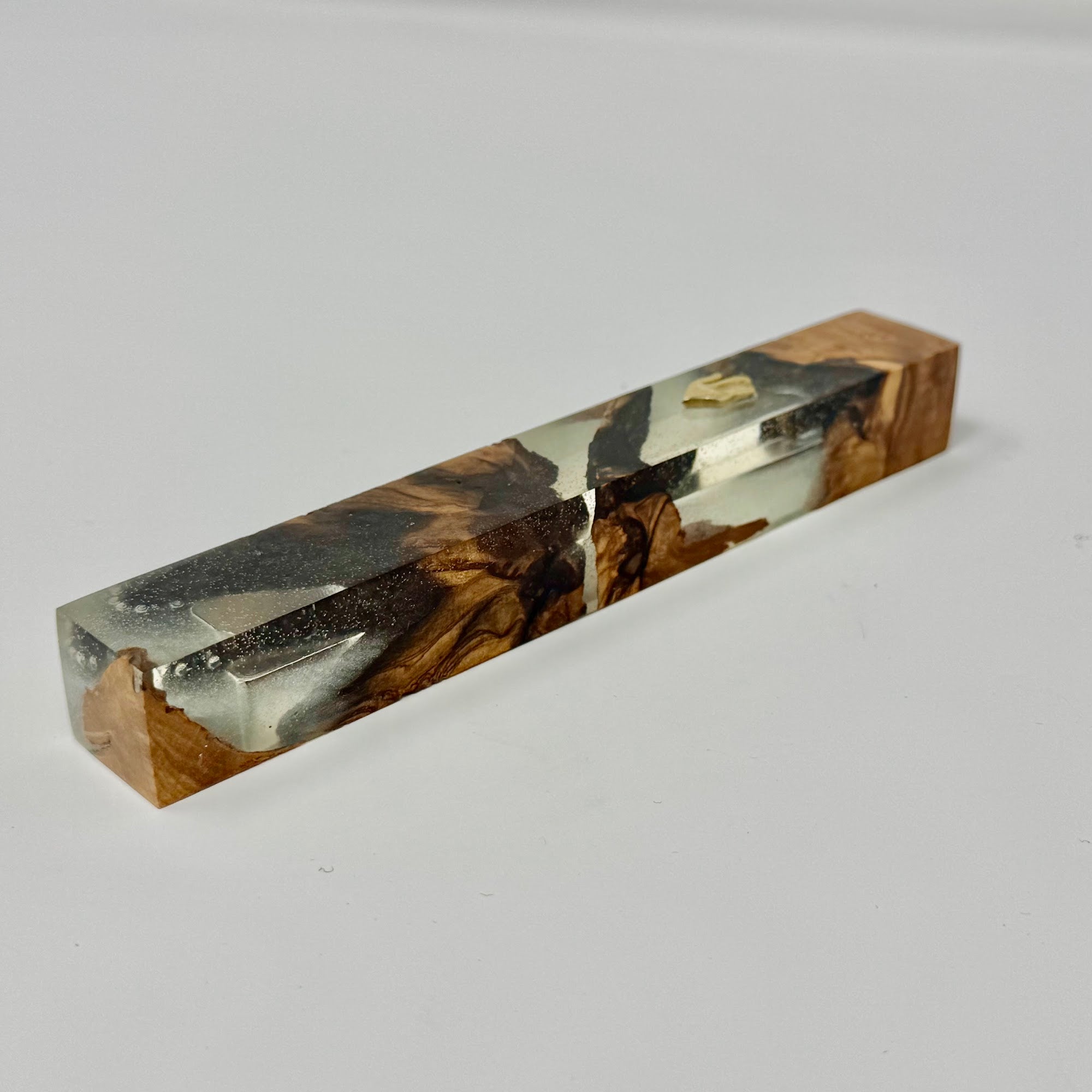 Premium mezuzah case No. 1, olive wood grain, 12 cm | MitzvahArt