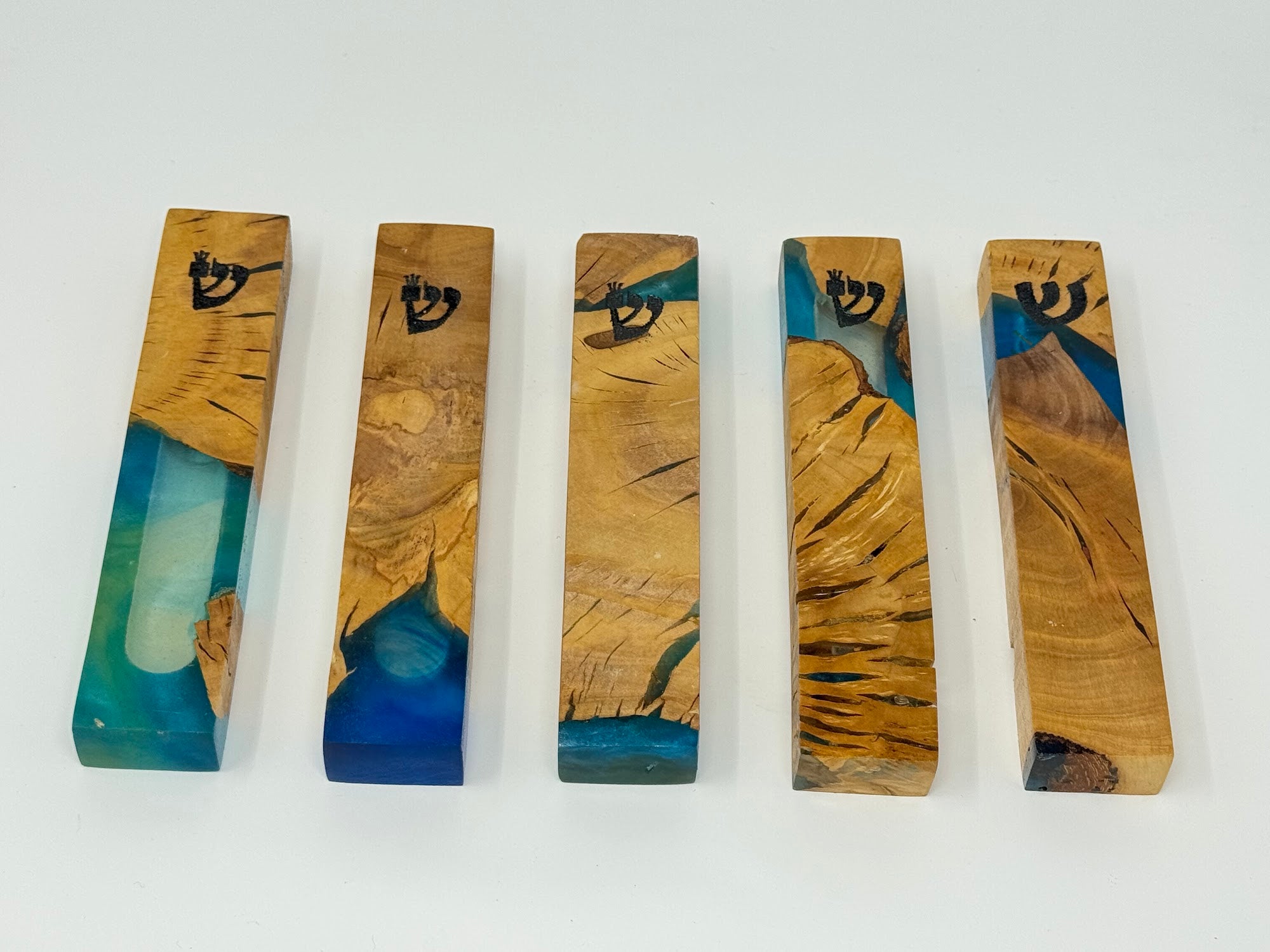 Blue olive wood and resin mezuzah cases, grain and resin detail, 12 cm | MitzvahArt