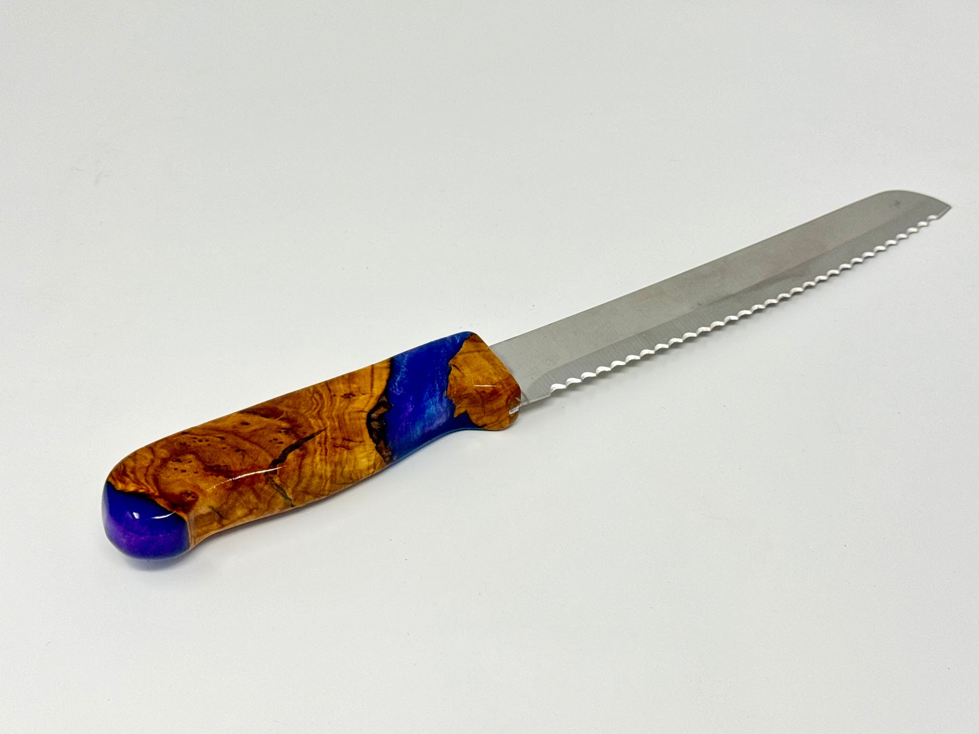 Rekia HaShamayim challah knife No. 6, detail of the handle | MitzvahArt