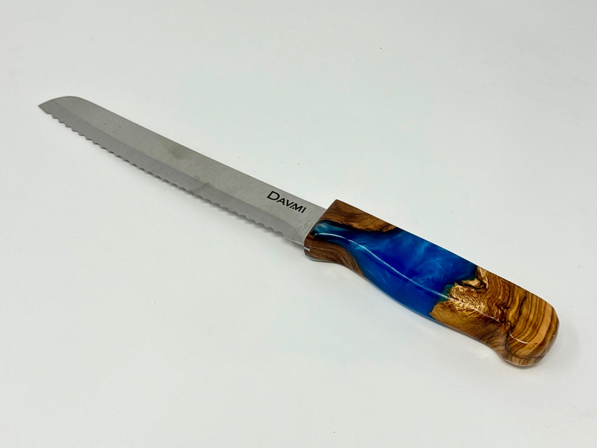 Rekia HaShamayim challah knife No. 3, olive wood and blue epoxy handle | MitzvahArt