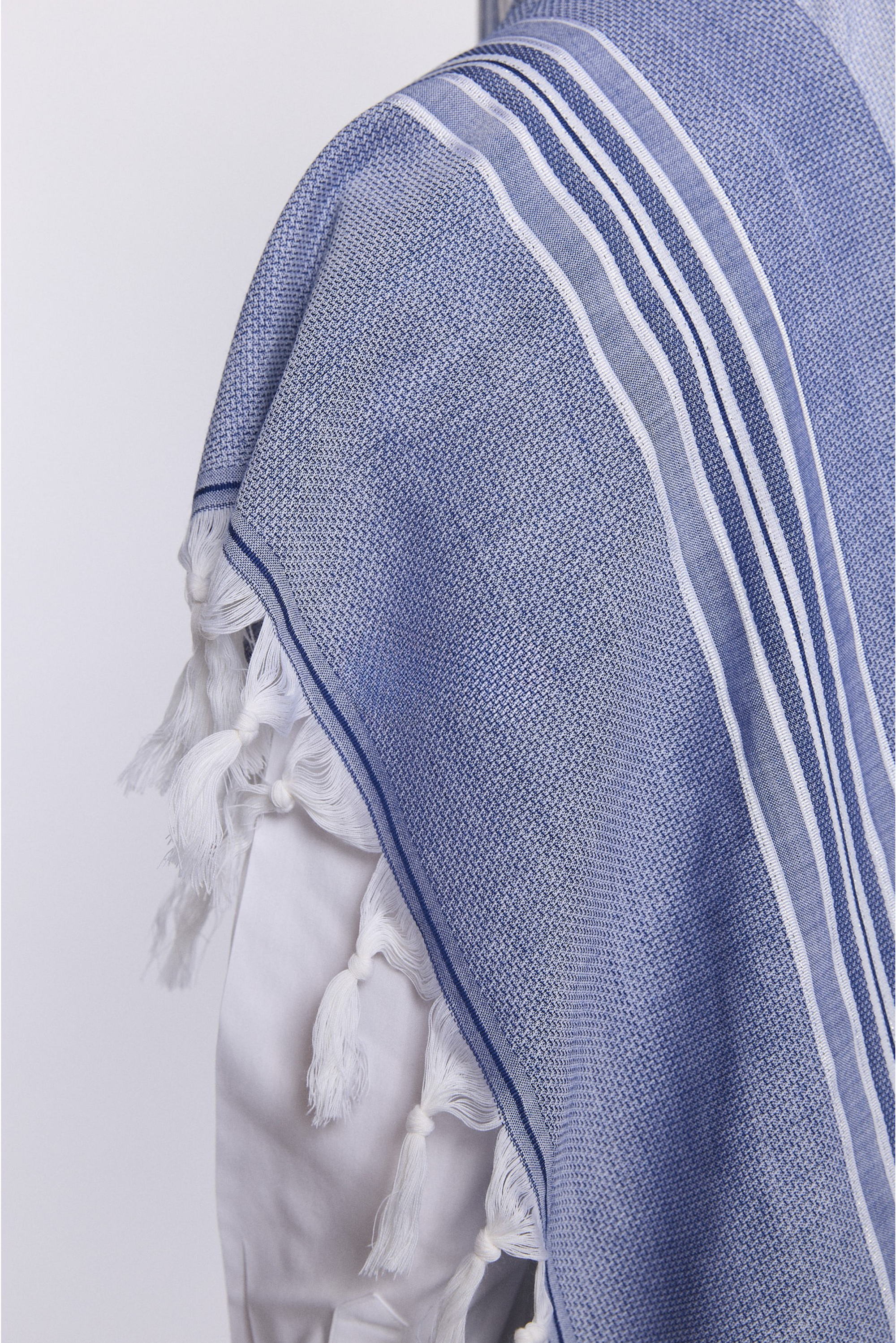 Shir Tallis - Blue