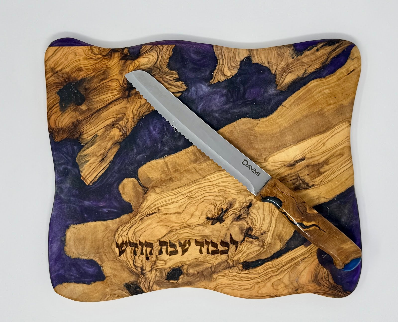 Carmel Ridge Challah Board - view 3