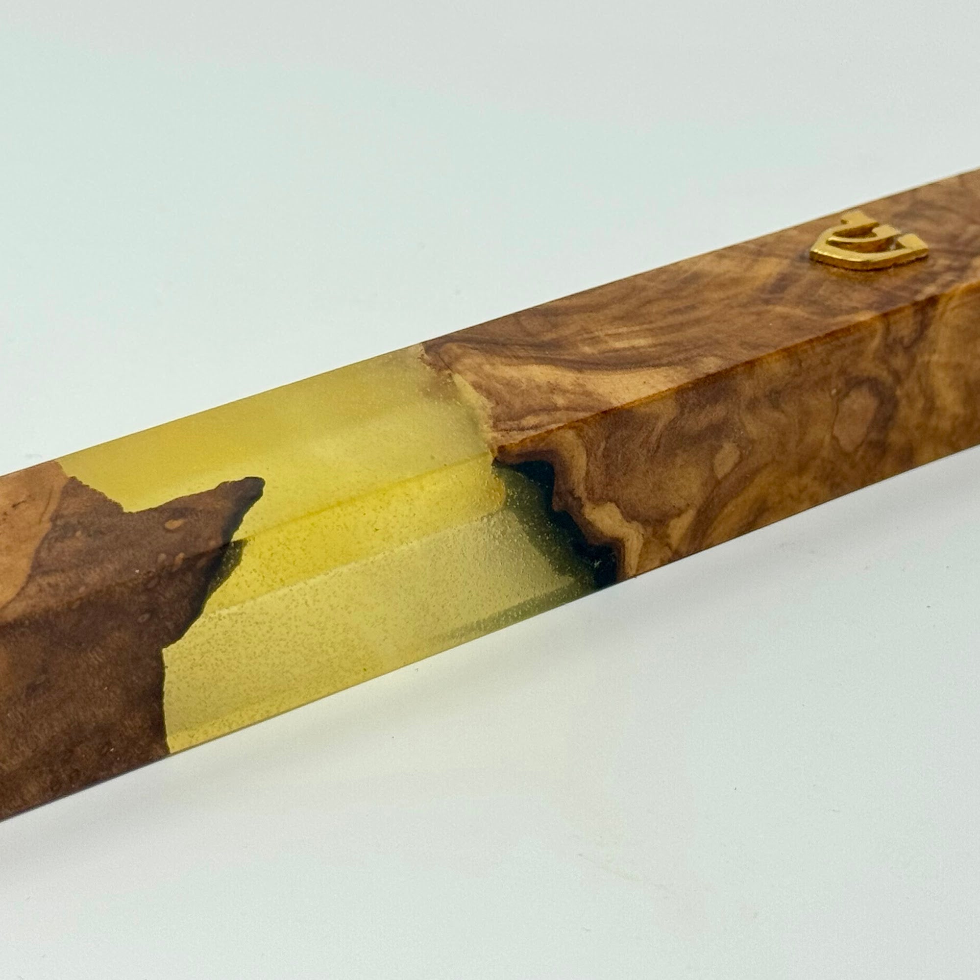 Premium mezuzah case No. 3, resin detail, 12 cm | MitzvahArt
