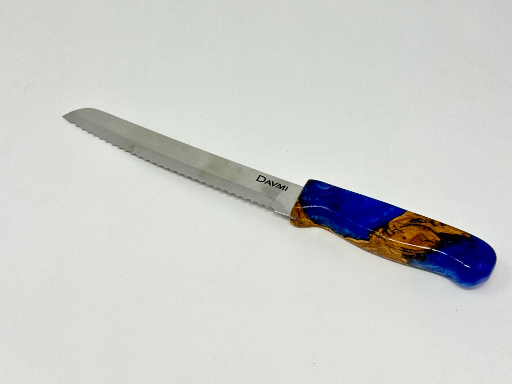 Rekia HaShamayim challah knife No. 5, olive wood and blue epoxy handle | MitzvahArt