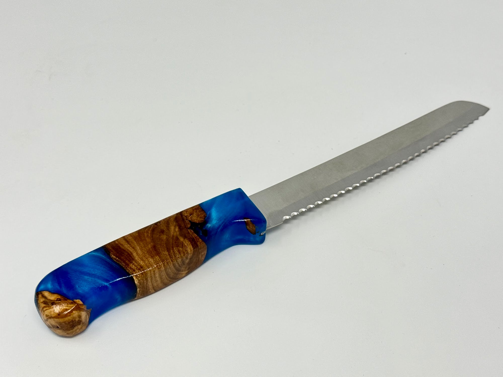 Rekia HaShamayim challah knife No. 2, detail of the handle | MitzvahArt