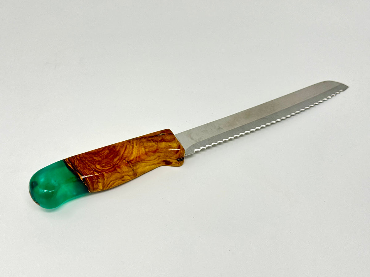 Etz HaChaim challah knife No. 6, detail of the handle | MitzvahArt