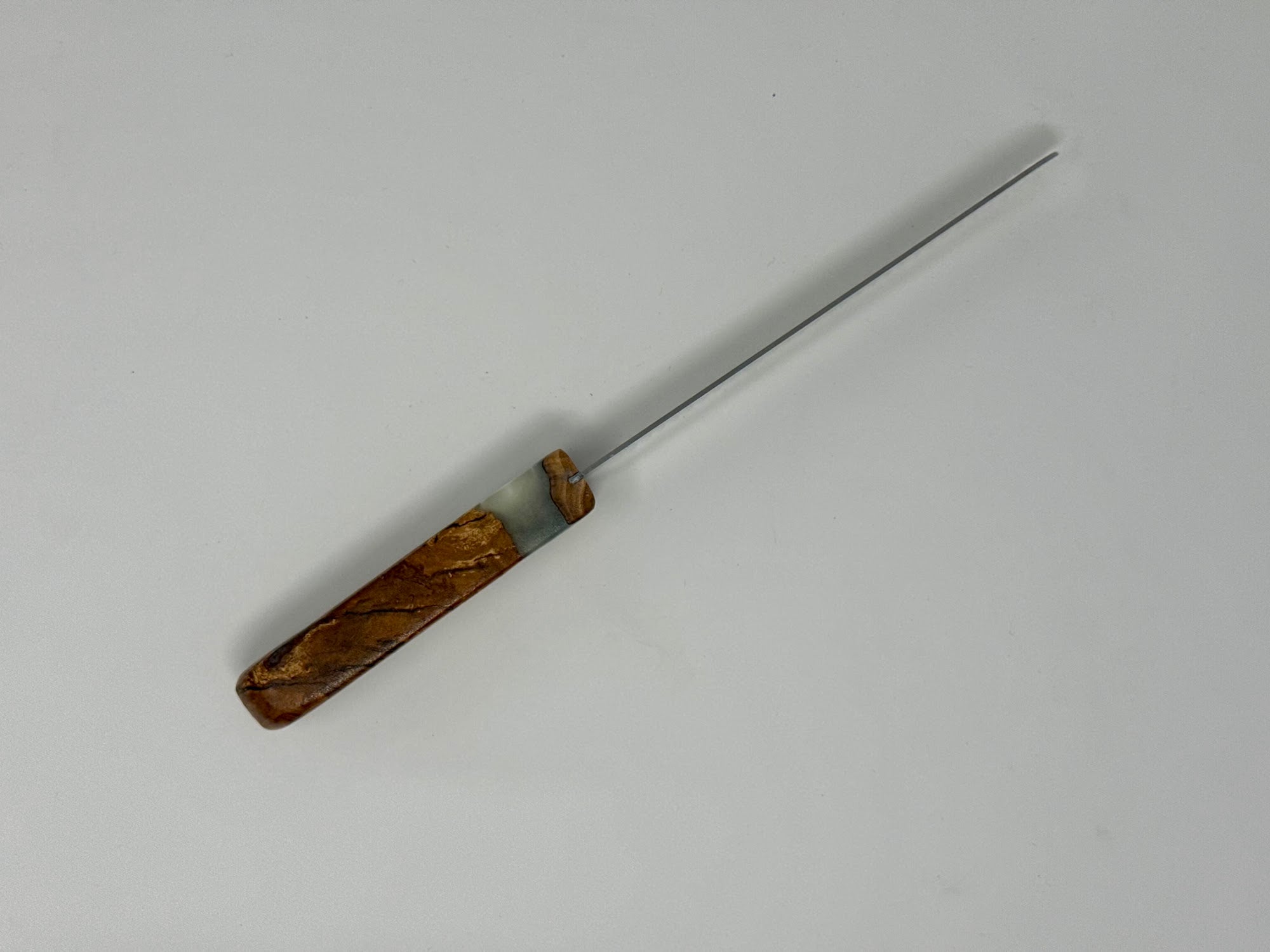 Lechem HaPanim challah knife No. 1, olive wood and pearl white epoxy handle | MitzvahArt