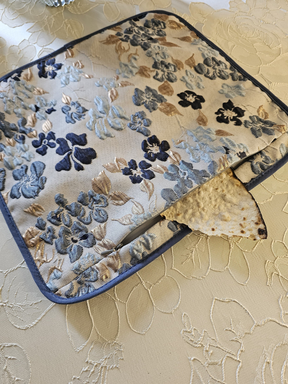 Blue Flowers Blooming matzah cover, 43cm, three inner layers for three matzahs | MitzvahArt