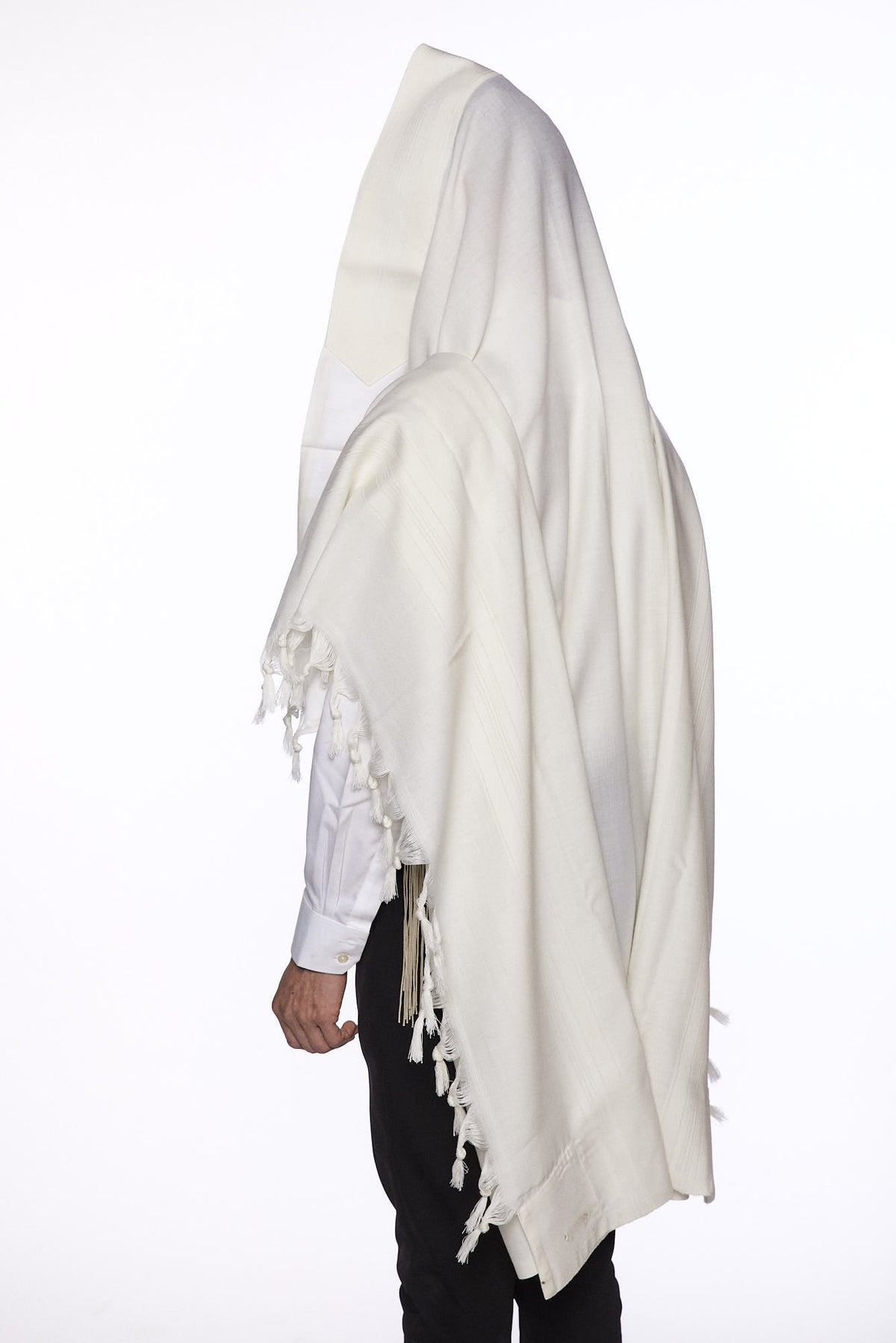 Mofet Yishtabach wool tallit folded | MitzvahArt