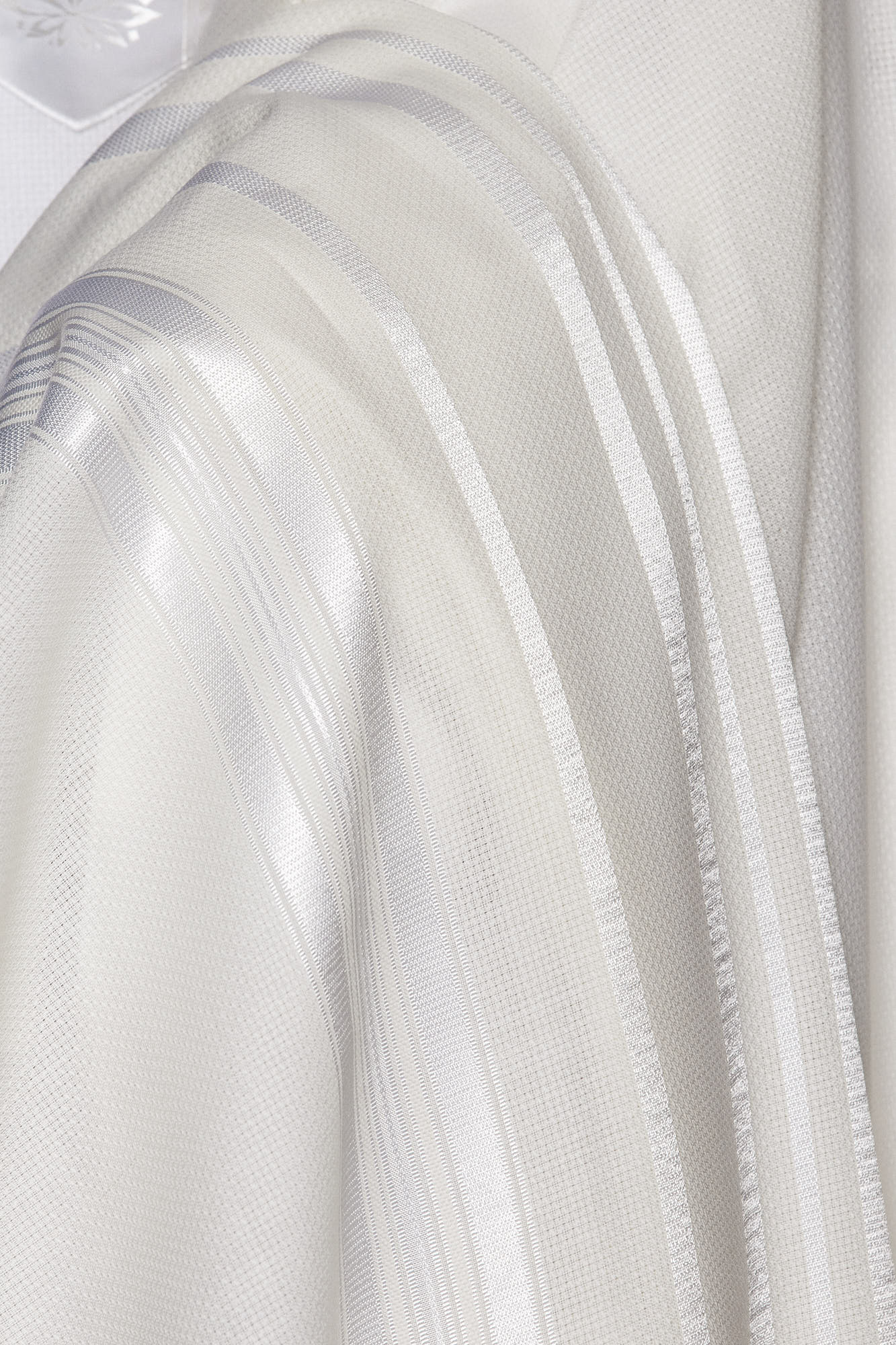 Mofet "Lamenatzeach" Wool Tallit – Classic Edition