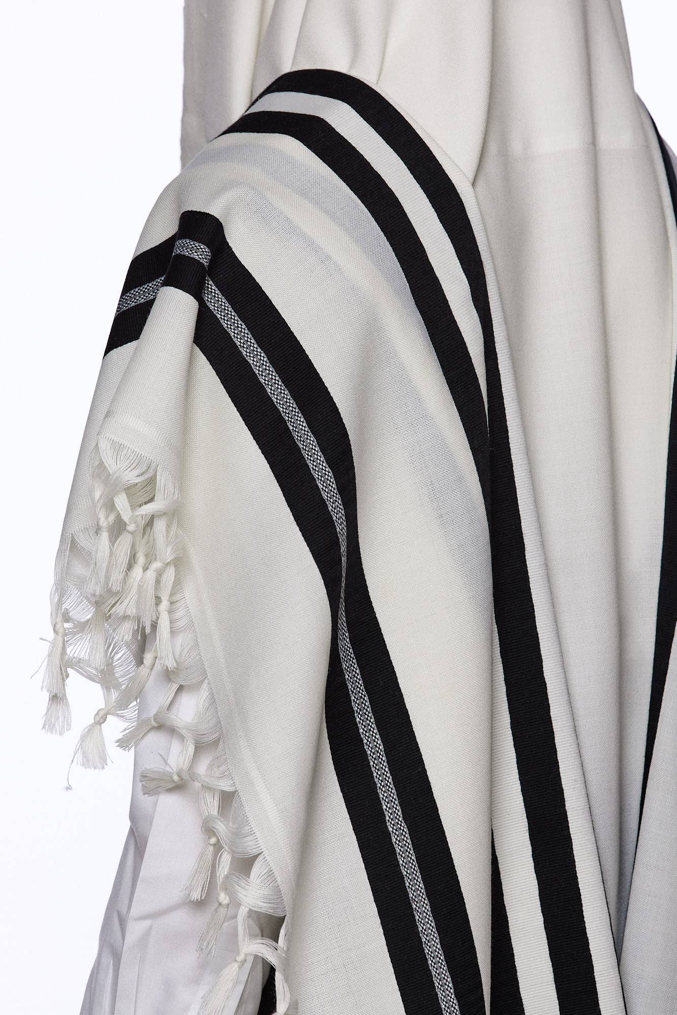 טלית צמר פרימיום - מסורת טורקית עם פרנזים כפולים