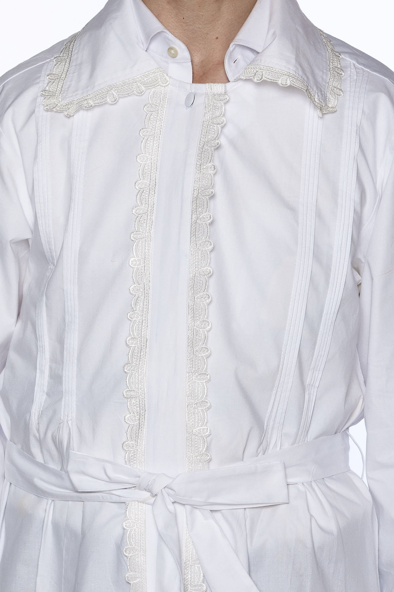 קיטל - תחרה דקורטיבית