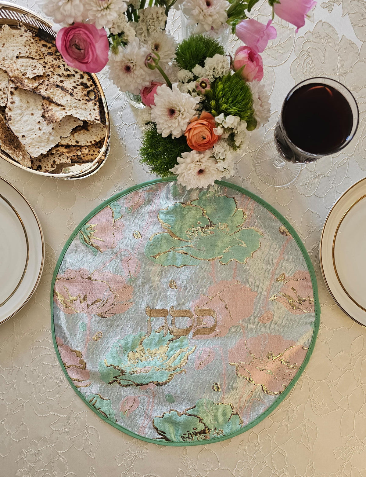 Golden Spring matzah cover, 43cm, three inner layers for three matzahs | MitzvahArt