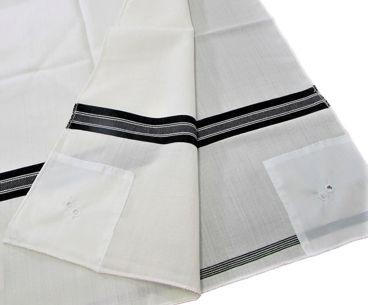 Chabad tallit katan in breathable cotton, front view | MitzvahArt