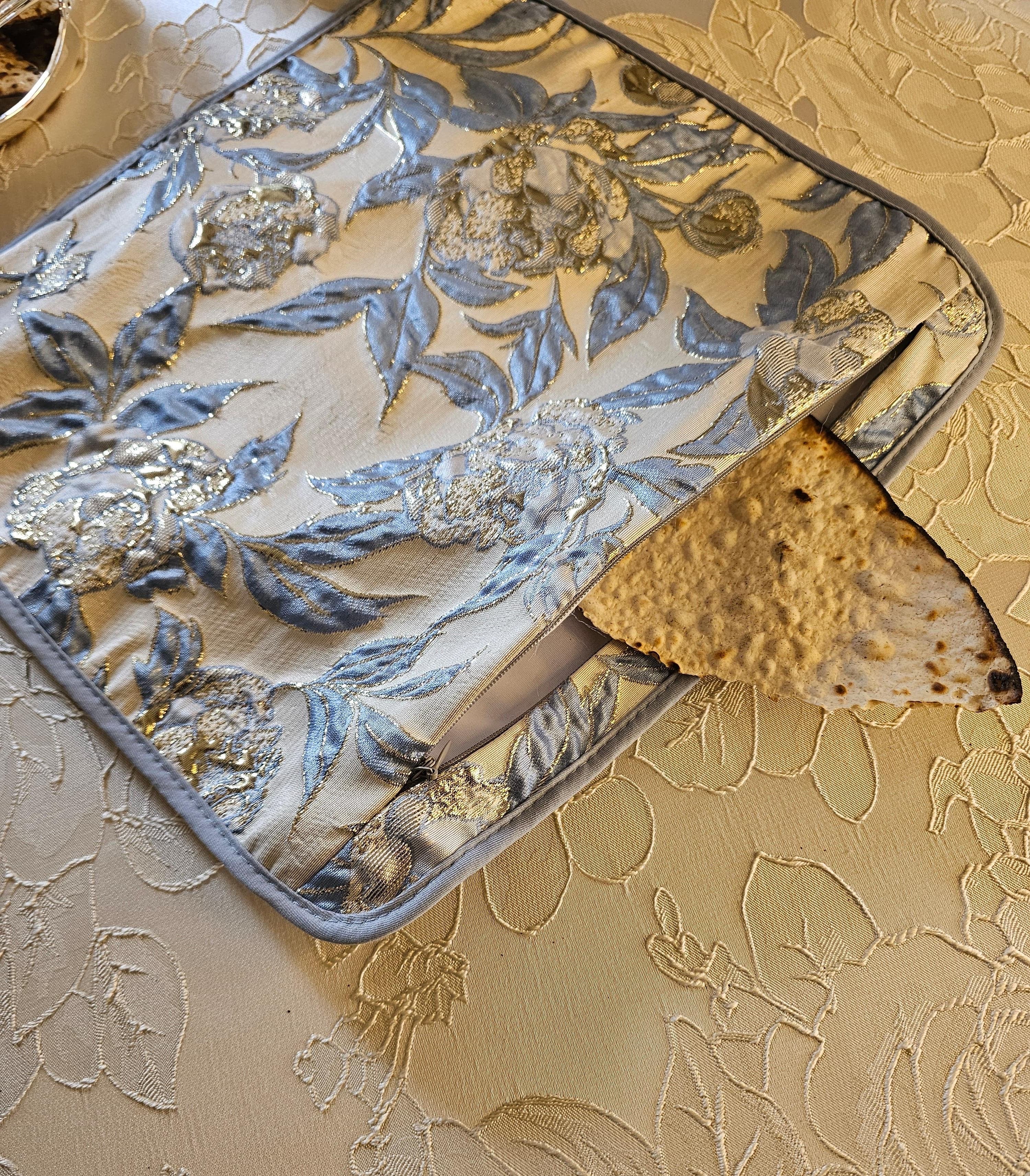 Sky Bloom Matzah Set